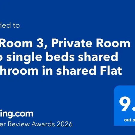 F8 3, Private Two Single Beds Shared Bathroom In Shared Flat Rum i privatbostad