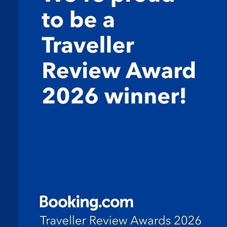 F8 3, Private Two Single Beds Shared Bathroom In Shared Flat בית אירוח מסידה