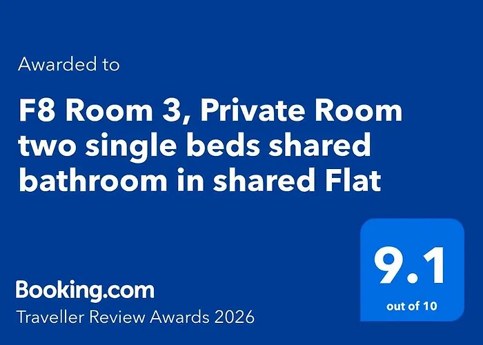 F8 3, Private Two Single Beds Shared Bathroom In Shared Flat Homestay